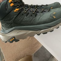 940元的Hoka 卡哈2 GTX 中帮真的帅啊