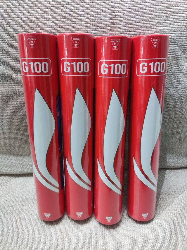 囤了四筒李宁G100羽毛球