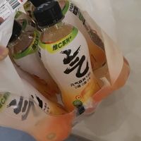 ✨🥤元气森林维C橙味苏打气泡水，解锁夏日清新滋味！🍊🌞