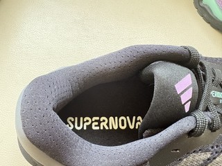 阿迪达斯adidas SUPERNOVA M GTX跑步鞋