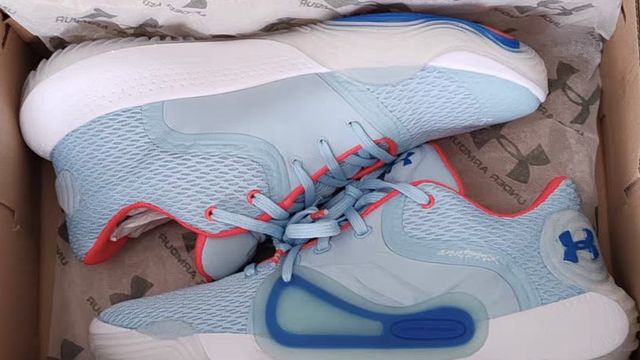安德玛（Under Armour）UA Spawn 2篮球鞋UA Spawn系列的第二代产品