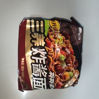 三养炸酱面，不是传统炸酱味儿的炸酱面