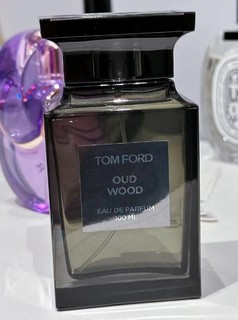 TOM FORD乌木沉香，一场嗅觉的东方之旅