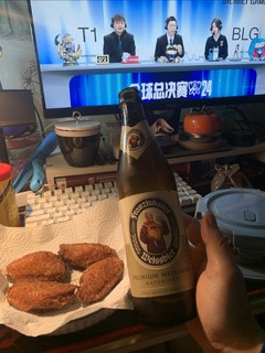 2:1的时候我酒都开了，结果BLG被T1翻盘了，飞哥成就五星上将