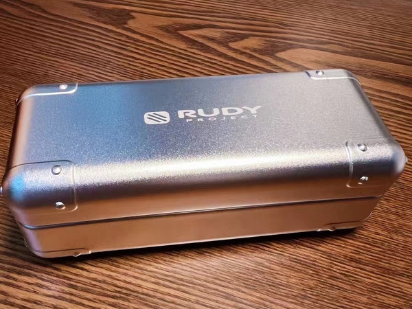RUDY PROJECT眼镜盒：时尚外观设计，优秀防护性能