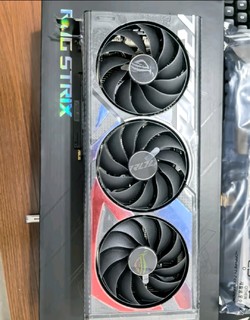 华硕ROG STRIX RTX 4060 Ti显卡，电竞神器？