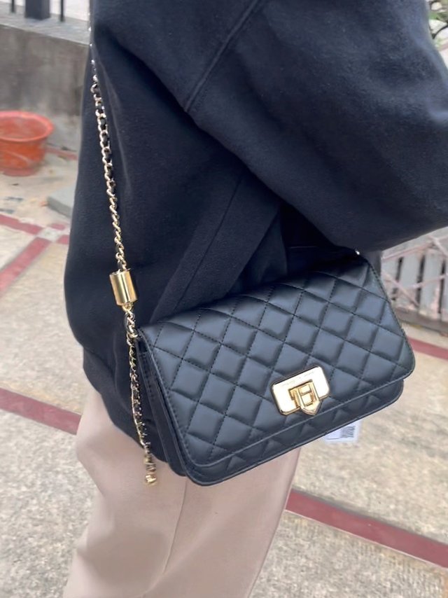 小ck菱格小方包我真的越背越喜欢了🥰