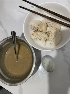 想不到小鸡胸肉还挺嫩的，不怎么柴