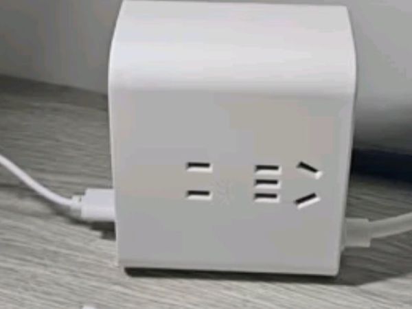 苏士赫尔摩扁头插排多插位立式插座带USB多功能家用办公简约实用便携桌面夜灯 4插位1.8米