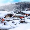 东北冬季旅游：探秘哈尔滨冰雪大世界、亚布力滑雪与长白山天池