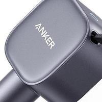 安克发布 Anker A2738 车载充电器，自带可伸缩 USB-C 充电线，支持双路