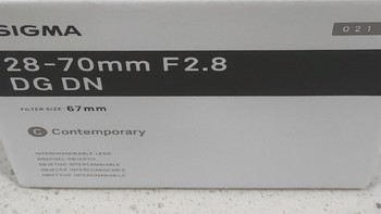 索尼a7c2的好搭档，双11入手索尼副厂大三元之适马28-70F2.8