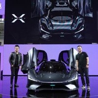 零百加速1.9秒！极越超帅跑车ROBO X亮相：2027年量产