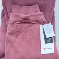 双十一入手lululemon丨Plush Fleece 女士双层腰部高腰拉绒运动裤 LW5GBAA 烟熏红 超值(＾~＾)🛍️