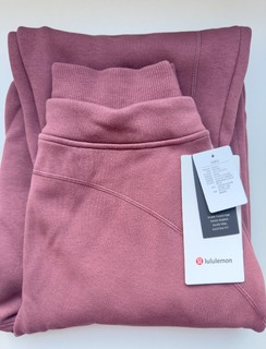 双十一入手lululemon丨Plush Fleece 女士双层腰部高腰拉绒运动裤 LW5GBAA 烟熏红 超值(＾~＾)🛍️