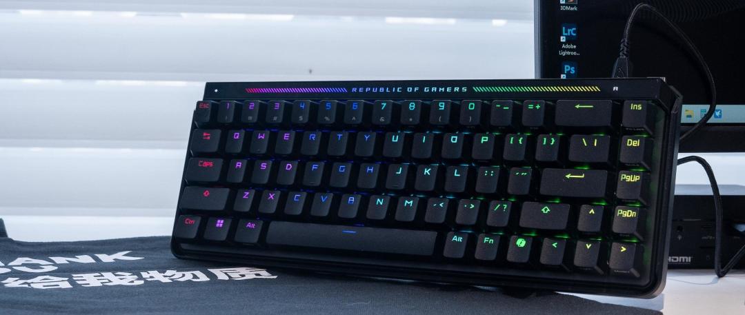 磁轴键盘VS机械键盘：谁才是电竞玩家的最佳选择？