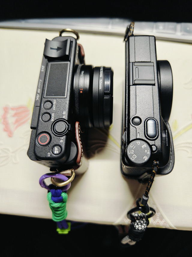 从CityWalk到旅行，理光GR3与索尼ZV1一代实拍对比,分享使用心得与拍摄技巧。