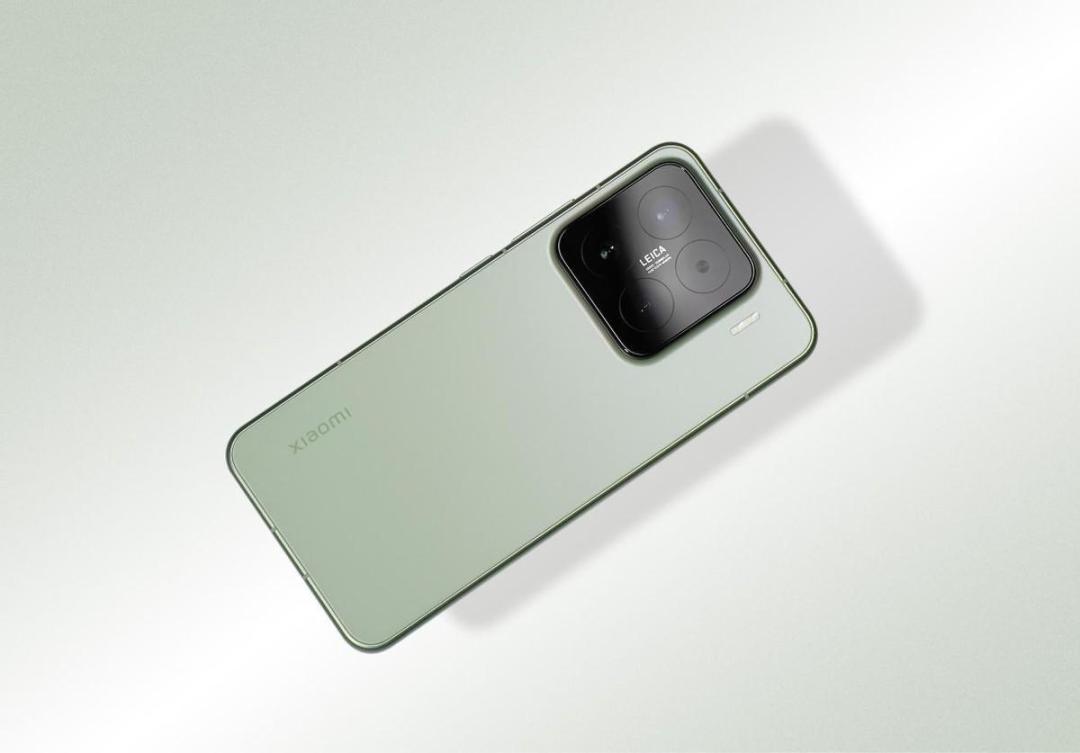 荣耀Magic7与小米15全面对比评测：性能、屏幕、续航等多维度解析