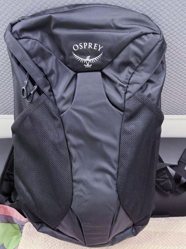 Osprey Farpoint背包：轻装上阵，探索无限