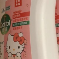 滴露HelloKitty洗手液，守护家人健康，萌趣又实用！