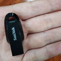 小巧便携的高效存储伴侣 | SanDisk 64GB USB3.2 U盘