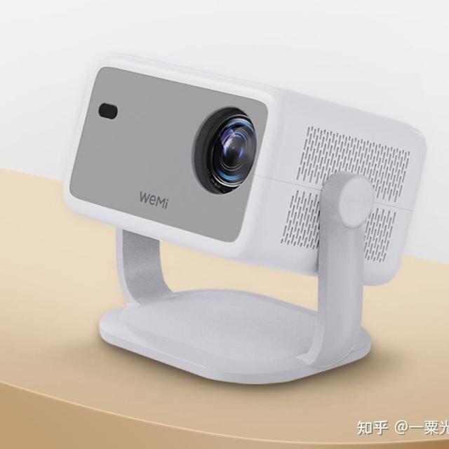我有个朋友说1000块以下的投影仪都是垃圾？！真的假的？