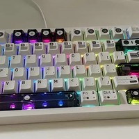  WOB Rainy75RT 电竞磁轴键盘，游戏界的 CNC 铝坨坨 RGB 万磁王