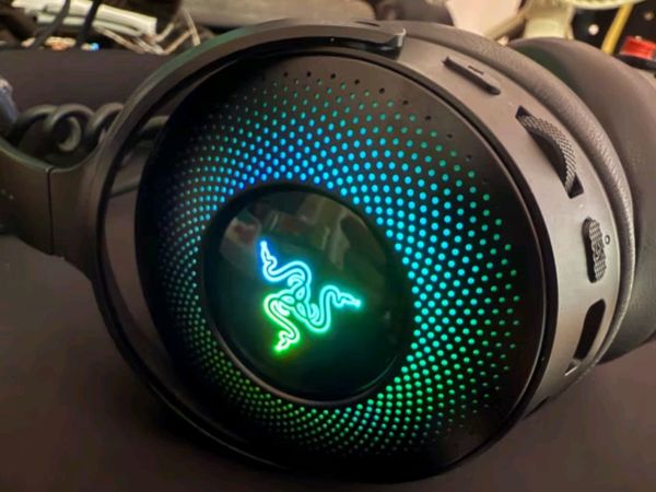 舒适体验！Razer北海巨妖，你的专属电竞耳机！