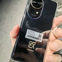 ✨华为nova 12 Pro：前置6000万人像追焦，曜金黑炫酷登场✨