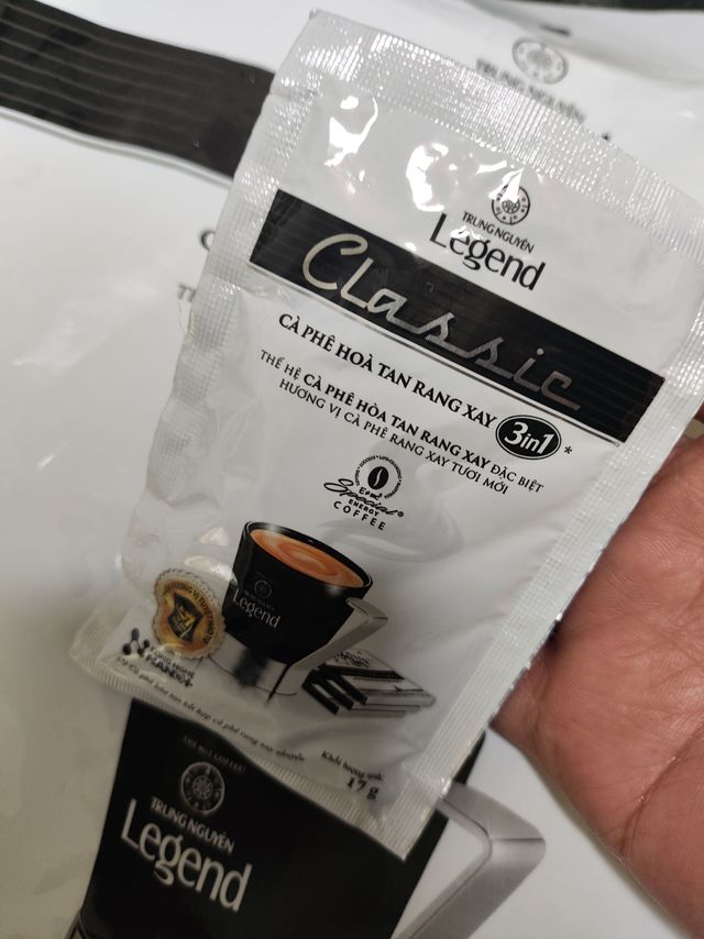 尝尝朋友从越南带回来的咖啡