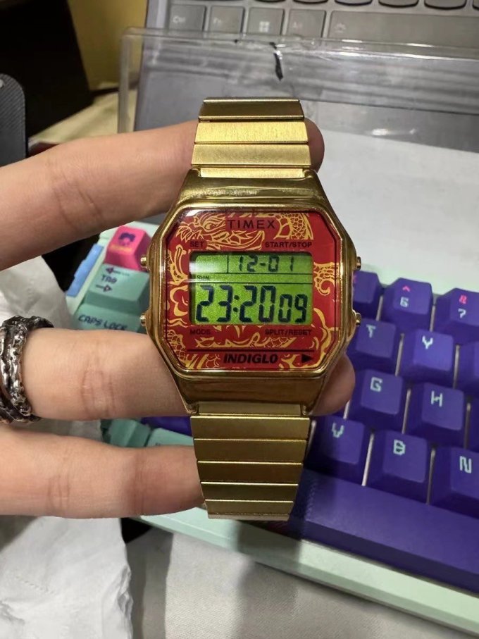 天美时复古电子手表!龙年限定