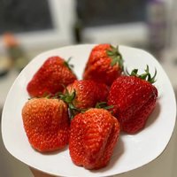 🍓丹东草莓来袭，甜到心底的小秘密~