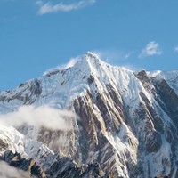 玉出东山：与爱玉者共铸和田玉传奇