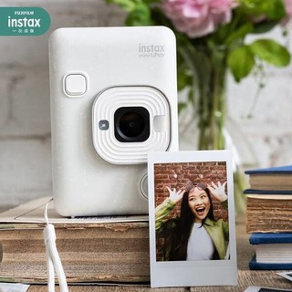 富士instax立拍立得，让爱瞬间定格