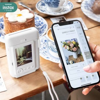 富士instax立拍立得，让爱瞬间定格