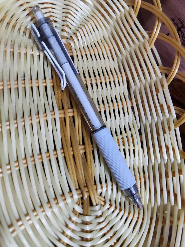 刷刷乐中性笔，越写越快乐