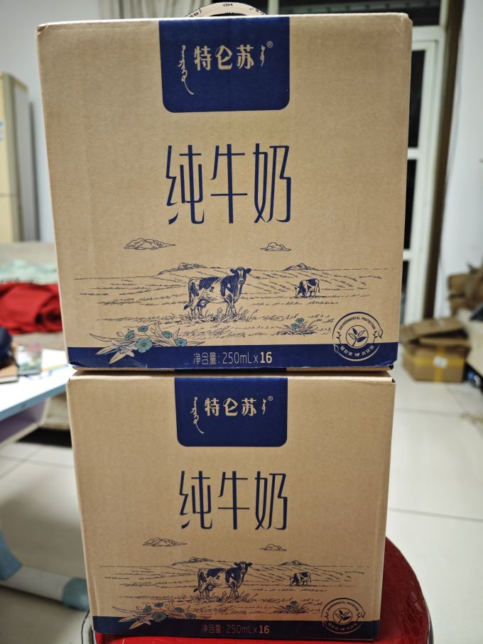 屯牛奶了,准备过年时走亲戚用