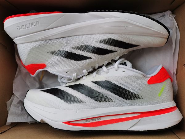 速帕莱特再升级｜Adidas Adizero SL 2.0开箱欣赏（阿迪达斯/闪充跑鞋/Light strike+Light strike pro）