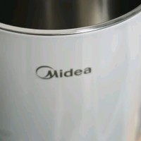 以下是对美的（Midea）1.5升大容量电热水壶1566