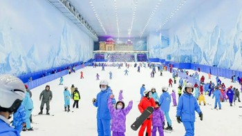 一场秋雨一场凉，武汉室内滑雪场带你感受滑雪的快乐