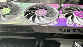 七彩虹iGame GeForce RTX 4070 SUPER Ultra W OC 12GB  DLSS 3 