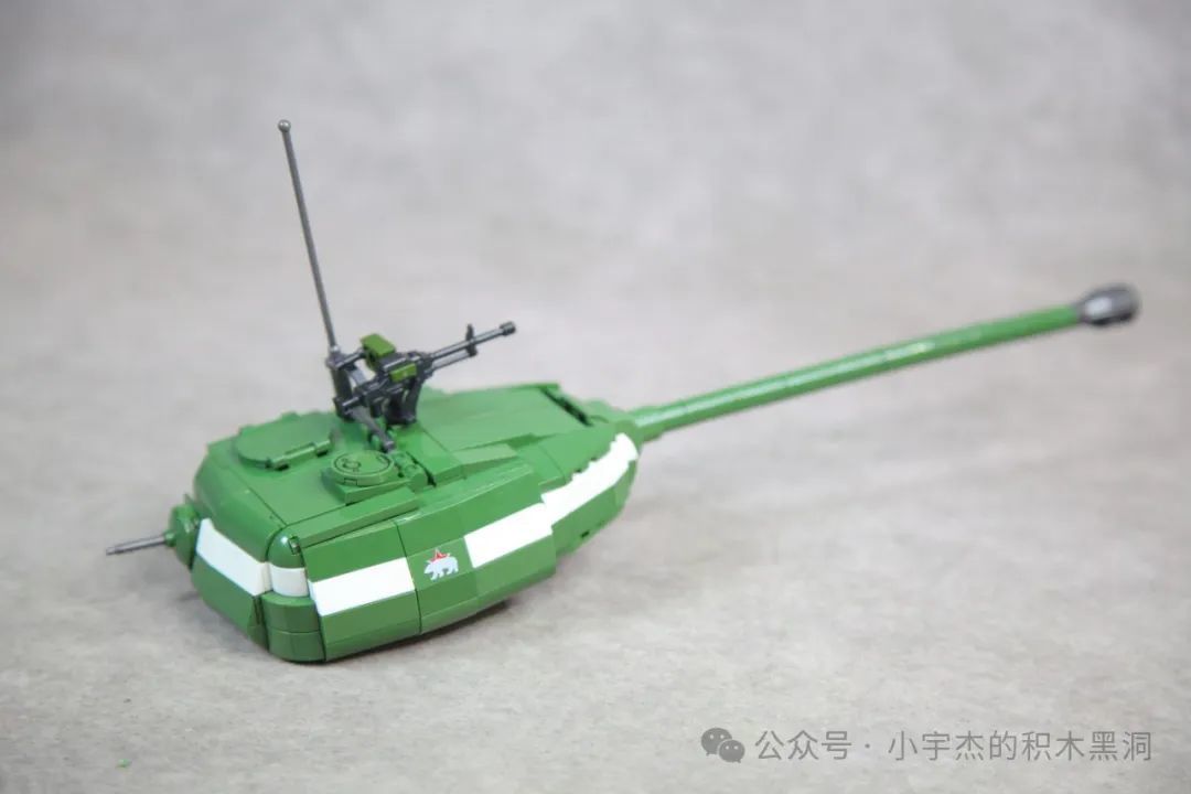 【小雨姐评测】全冠QUANGUAN 100249 IS-2重型坦克1944型IS-2 Heavy Tank Model 1944