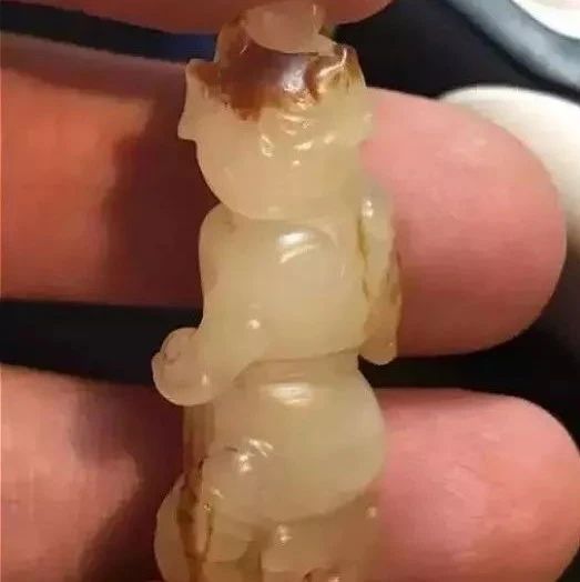 8万无人问津，到290万成交：一个小玉人的传奇！