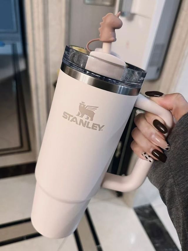 种草白女杯Stanley ｜多买杯子就会多喝水