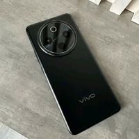 vivo Y300 Pro