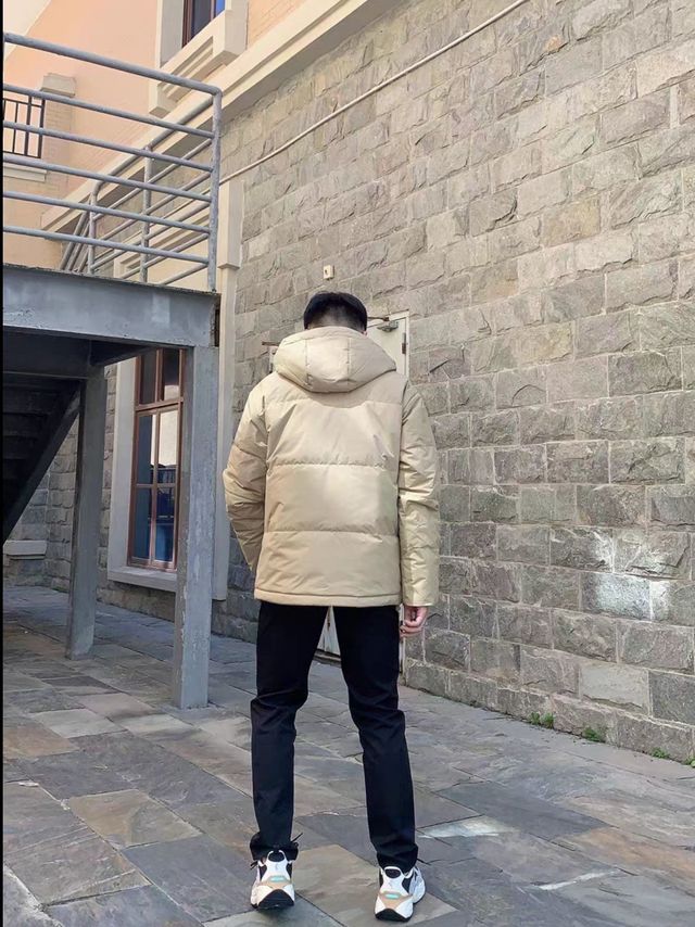 海澜之家羽绒服，冬日里的温暖守护！