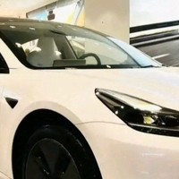 特斯拉Model 3，智能出行的启航