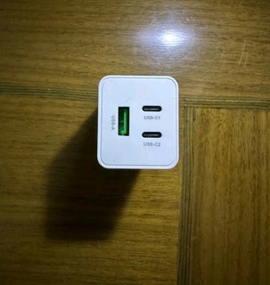 毕亚兹65W氮化镓充电器USB/Type-C快充头PD20W