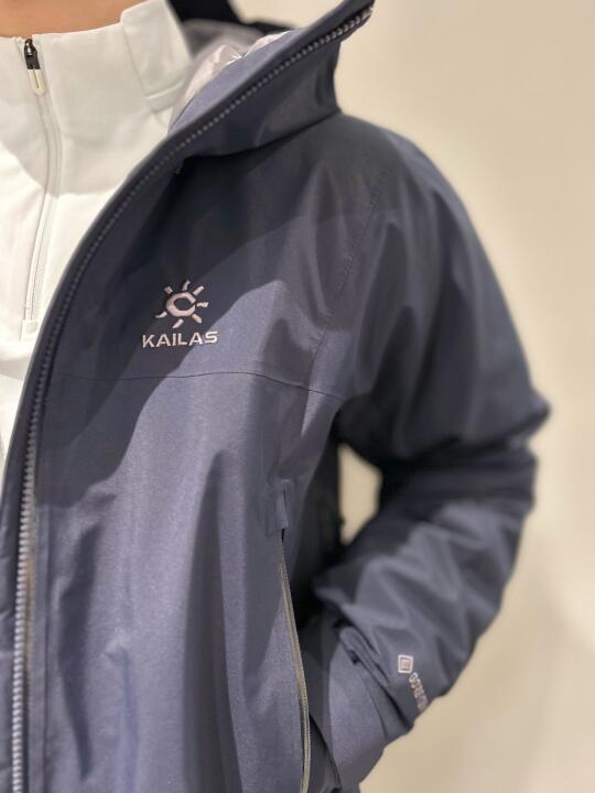 GORE-TEX3L羽绒服：防水、防风、透气与保暖的无敌组合