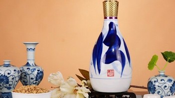 《汾酒青花 25：品味经典，传承清香》